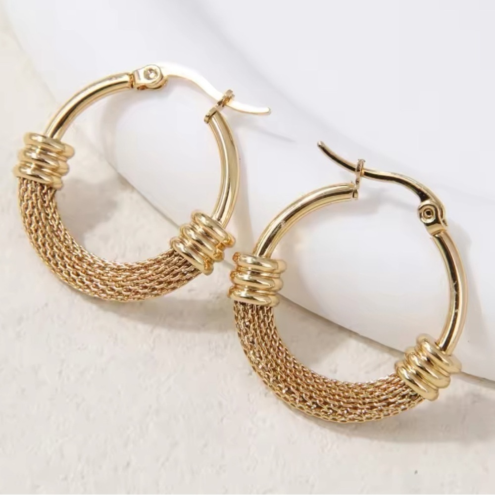 18K Gold Hoop Earrings Elegant Mesh With Beads